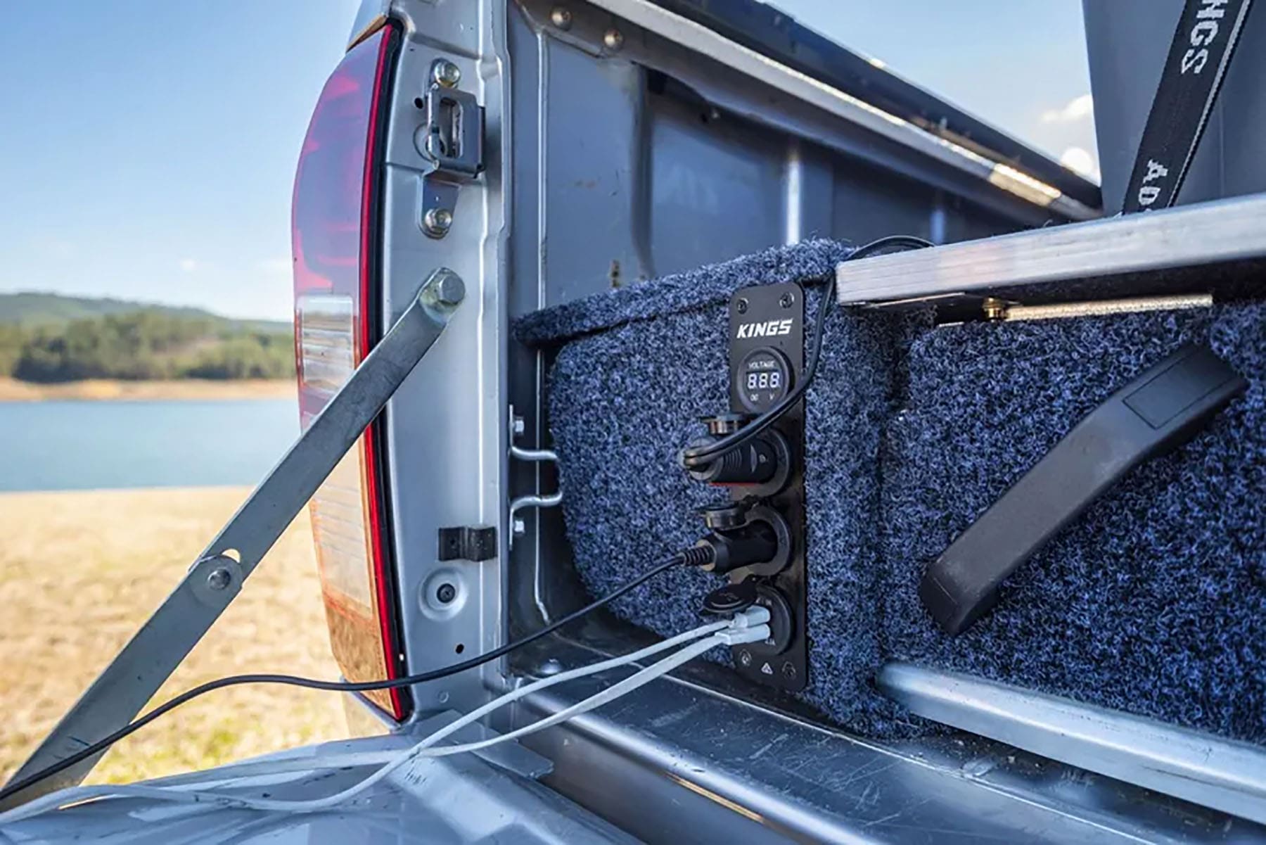 dual battery system in back of truck