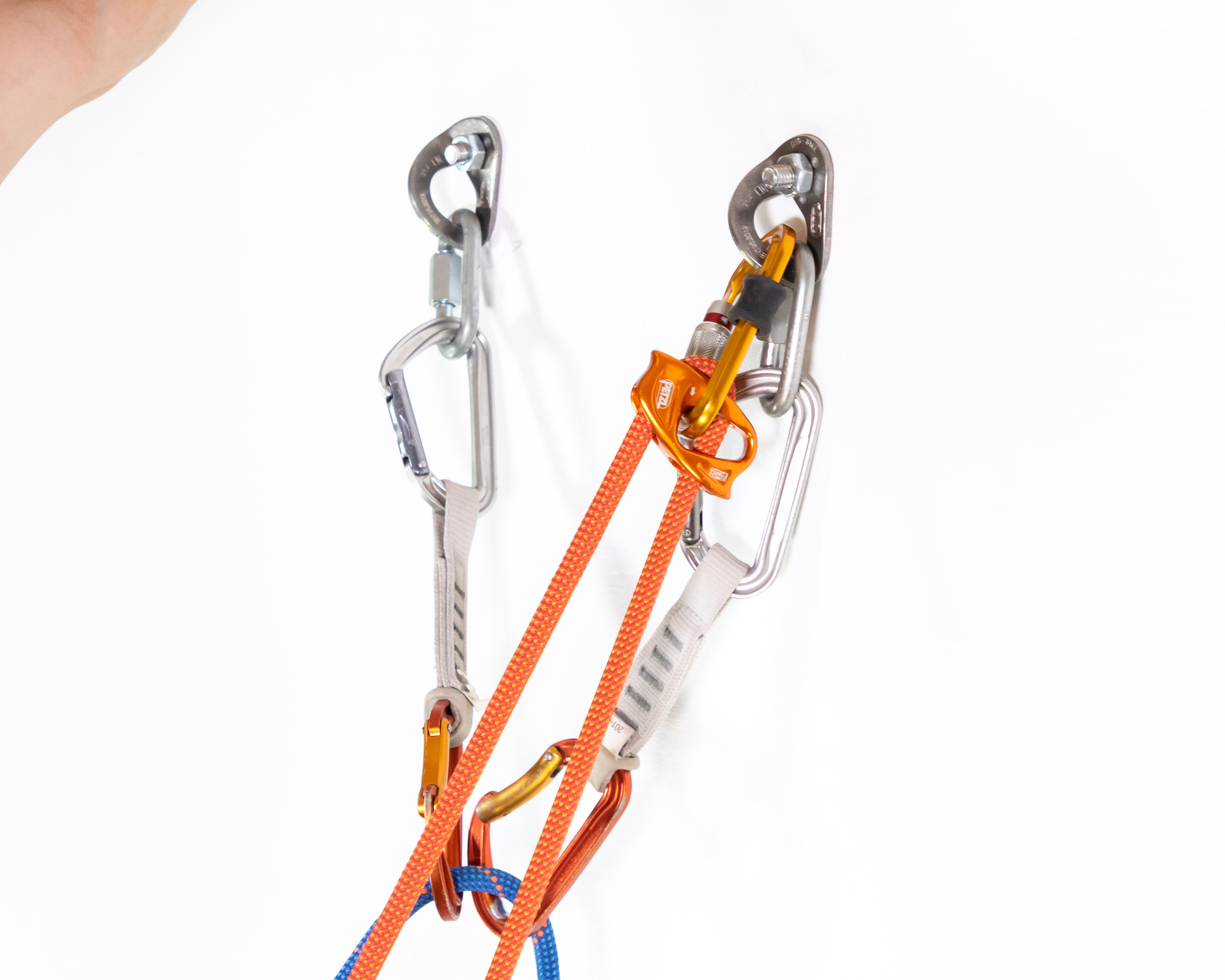 clipping lanyard to anchors