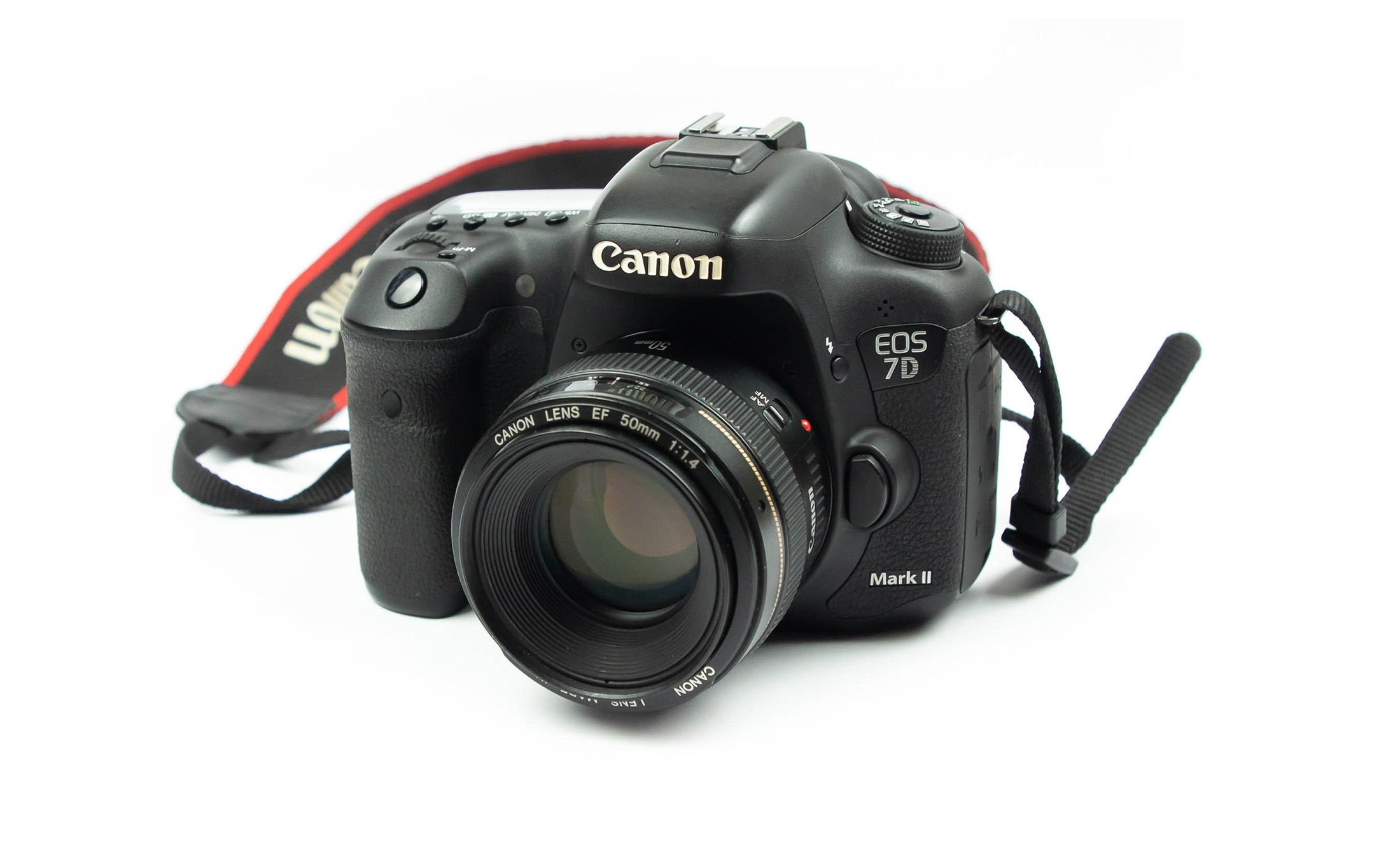 DSLR camera