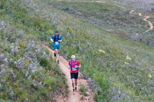 two competitors in a trail running race
